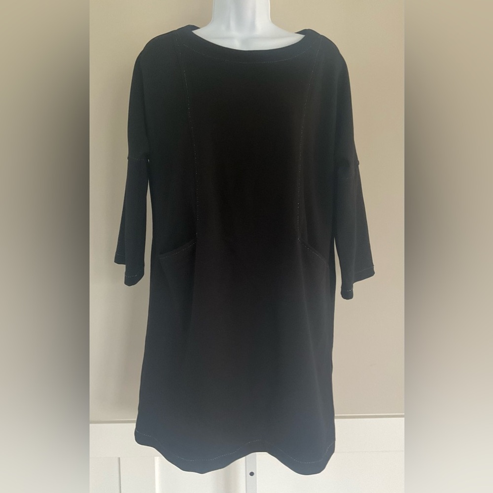 Max Studio London Contrast Stitch Black Dress.
Size Small.
